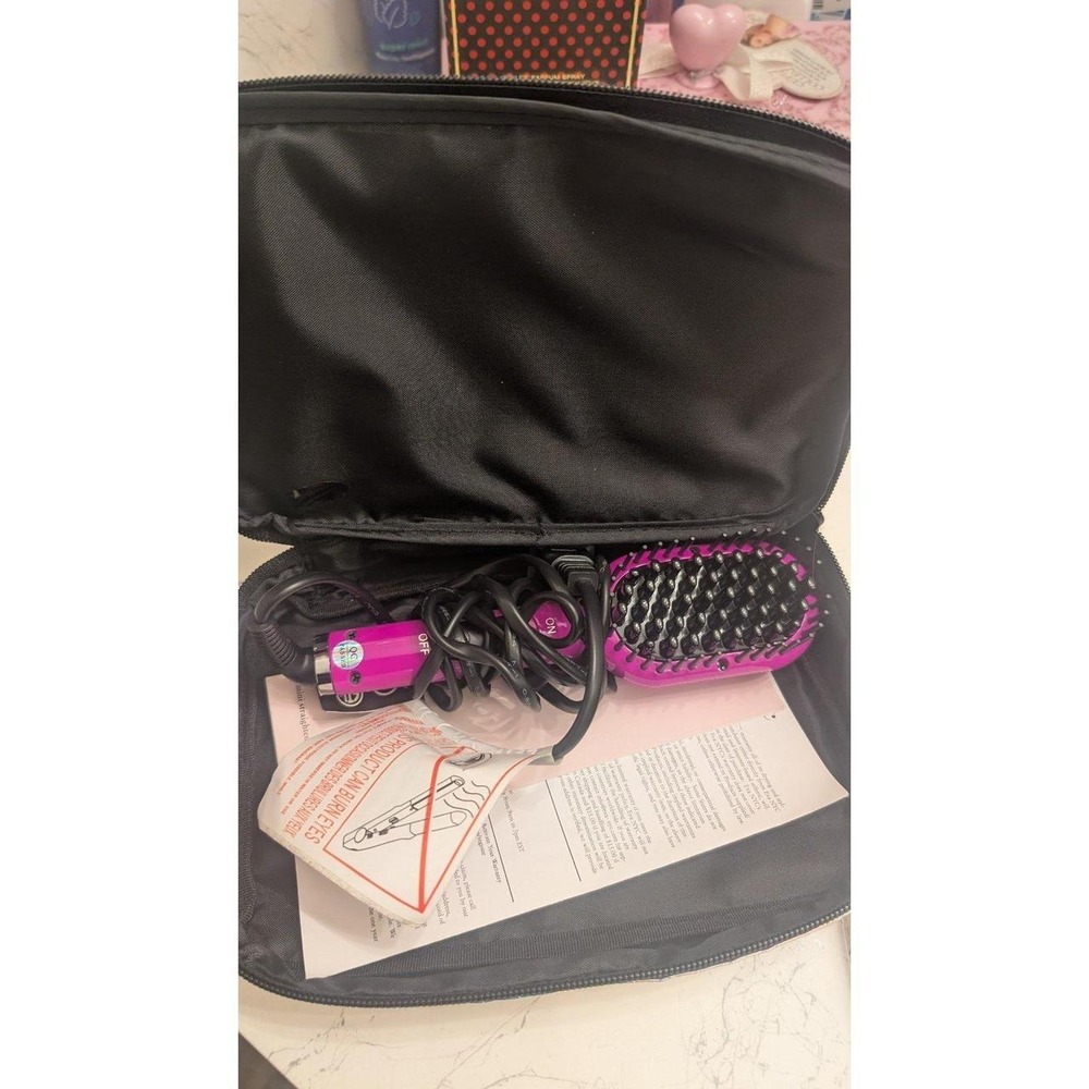 Mini hair brush straightener